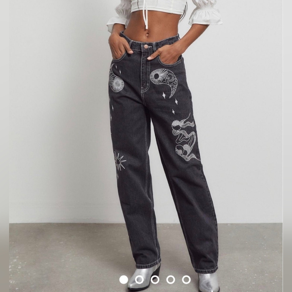 BDG Urban Outfitters | Embroidered Baggy Jeans | Black, blue